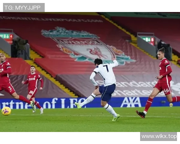 英超球队年轻球员培养与使用策略探析及其未来发展趋势